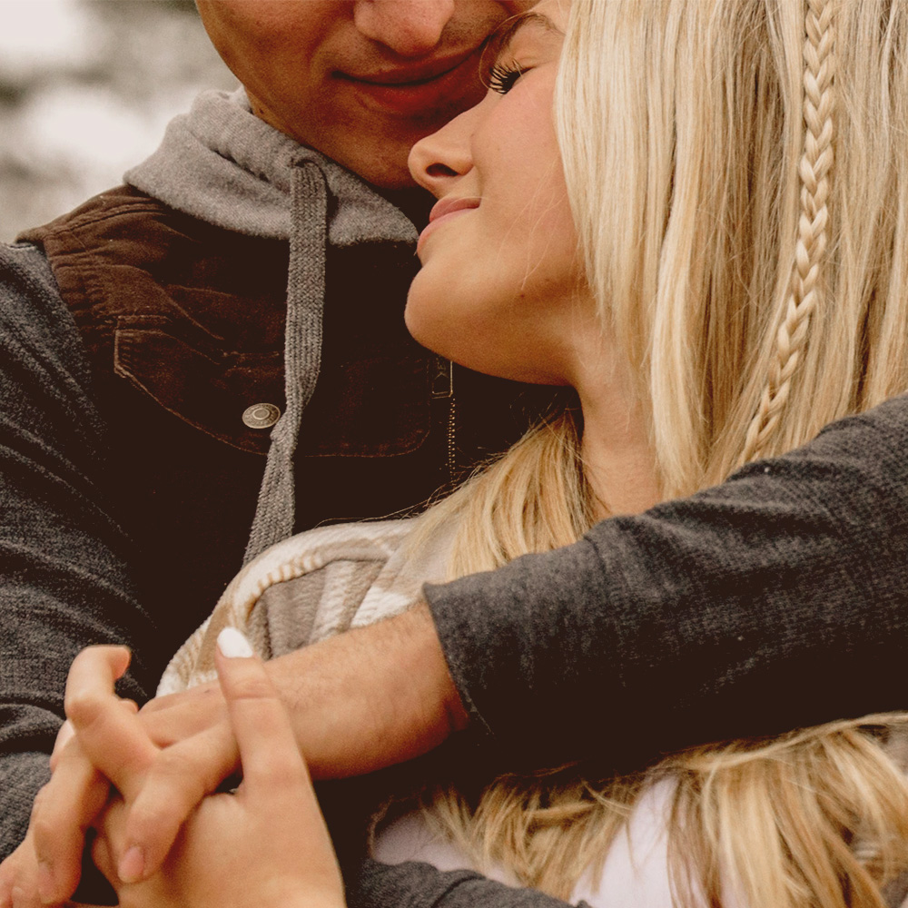 Create a oneofakind custom song with Songfinch